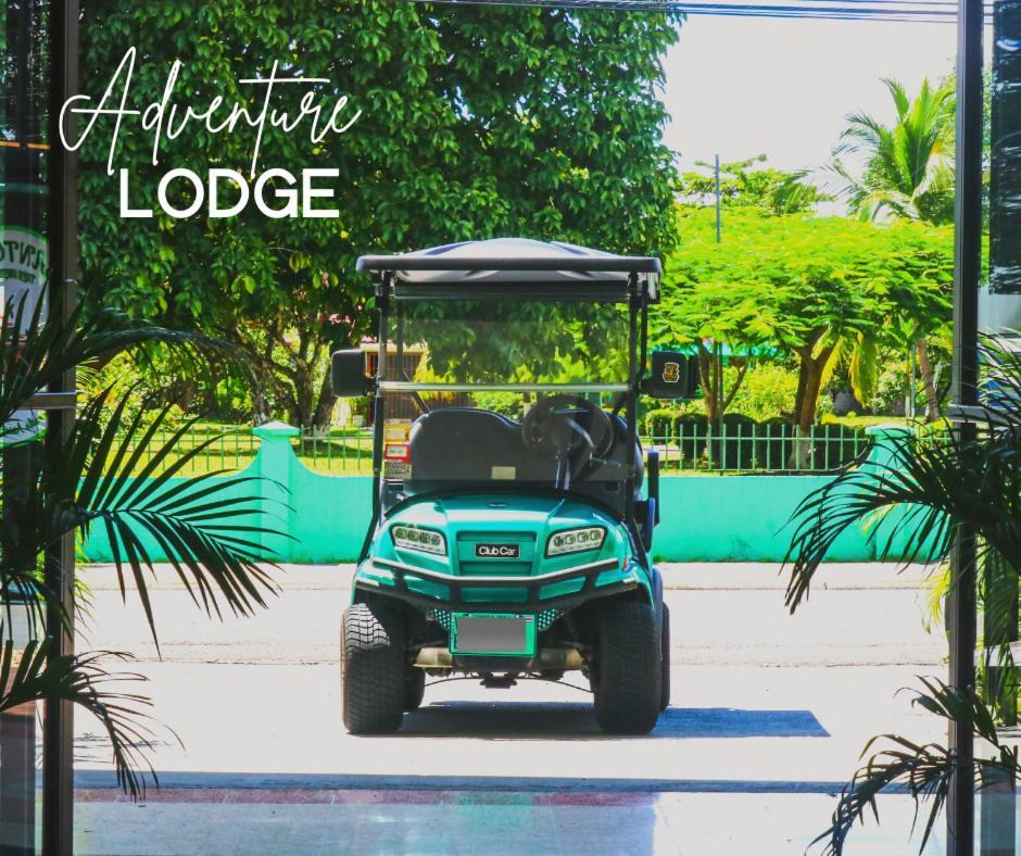 Hotel Adventure Lodge Jacó Esterno foto