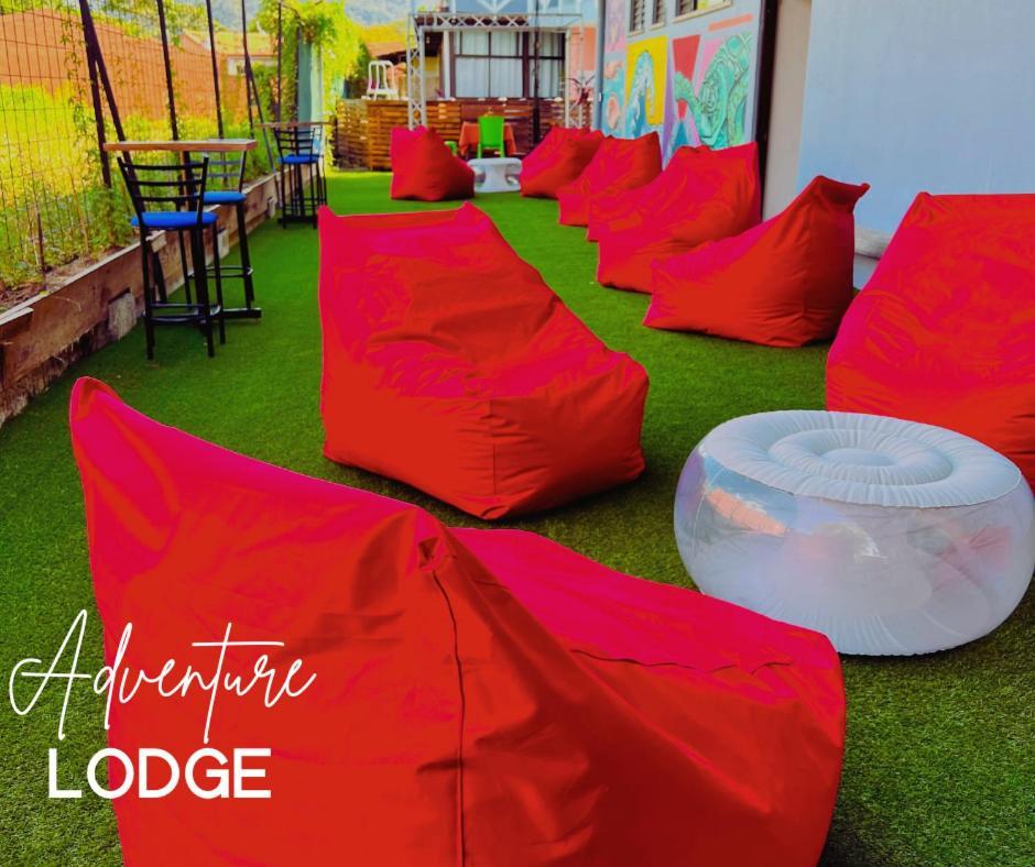 Hotel Adventure Lodge Jacó Esterno foto